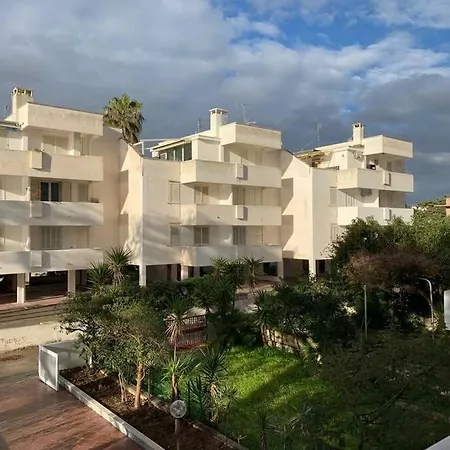 Le Giraffe Apartment Rivabella